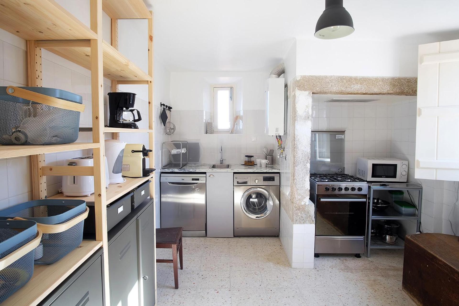 Apartment Bh4e-3br With View In Heart Of Bairro Alto - Bright